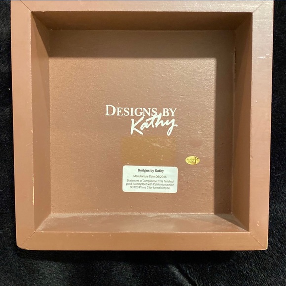 Decor - Picture 3 of 6